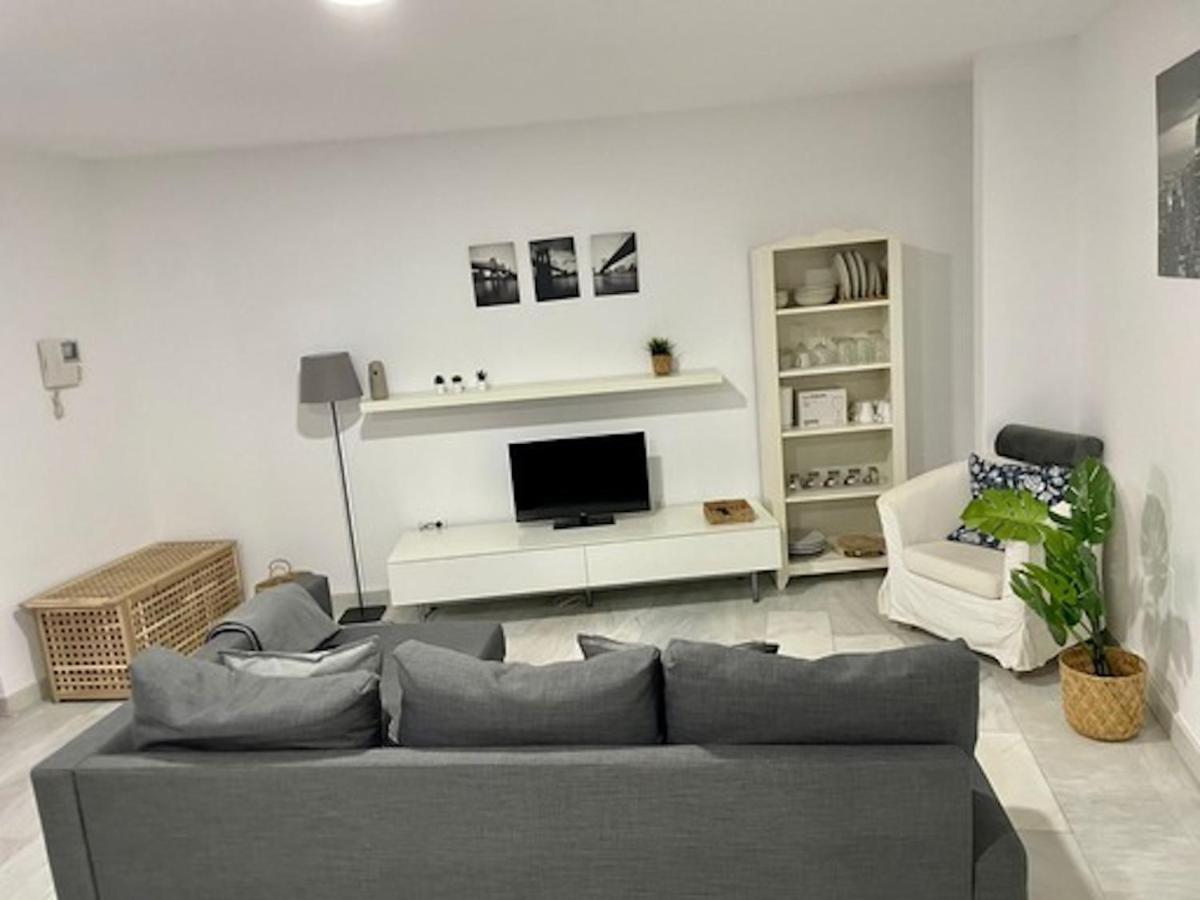 Holidays2Malaga Jinetes Junto Casco Histórico&Parking Apartamento Exterior foto